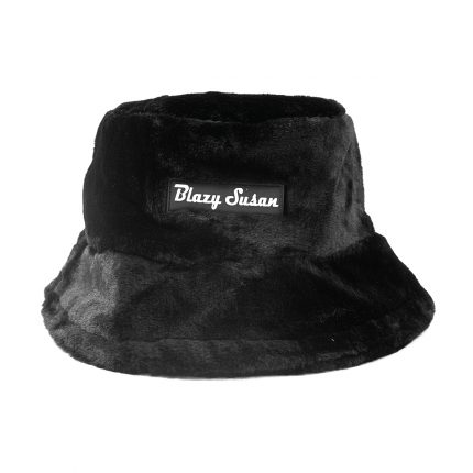 fuzy bucket hat blazy susan negro